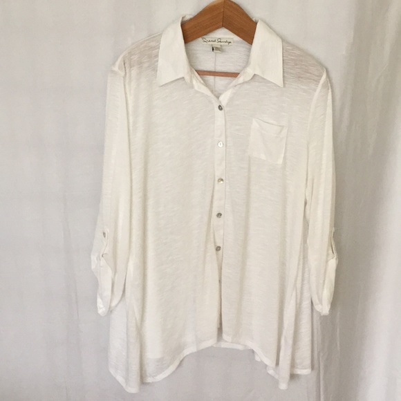 French Laundry Tops - French Laundry Very Light Knit Button Down